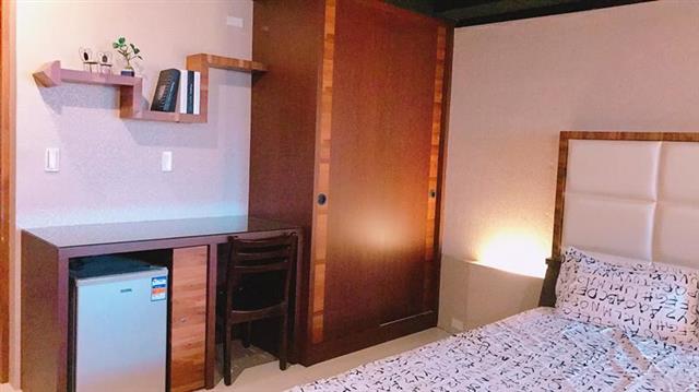 高雄租屋 - #短租 #漢神 #雄女 #中山大 #可養寵套房
