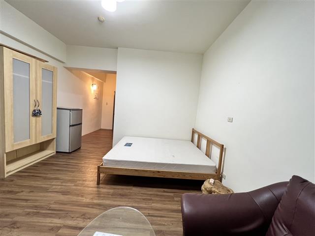 高雄租屋 - 租屋大小事 交給Khouse #鳥松區 #觀湖山莊 #1樓大套房 #台水電 #可養寵 #採光佳