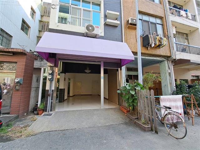 高雄租屋 - #苓雅 #店面一樓#近85大樓 #三多捷運站 #自1A