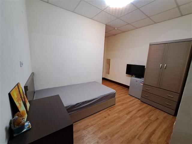 高雄租屋 - #高醫 #吉林街小吃 #瑞豐夜市 #高應大 #吉林2A #單人