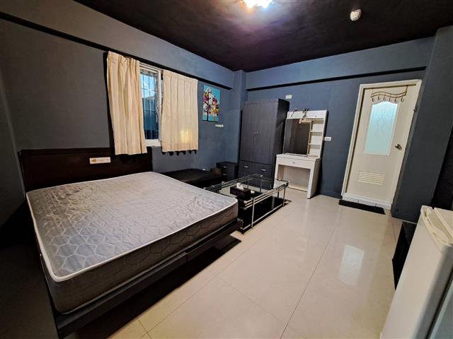 高雄租屋 - #三多捷運 ＃總圖 ＃興中夜市 #都市叢林窩 ＃興中夜市 #5C