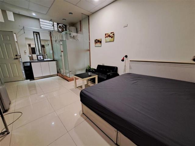 高雄租屋 - #前金區 #可短租 #漢神 #雄女 #中山大 #愛河美套房 #光復302